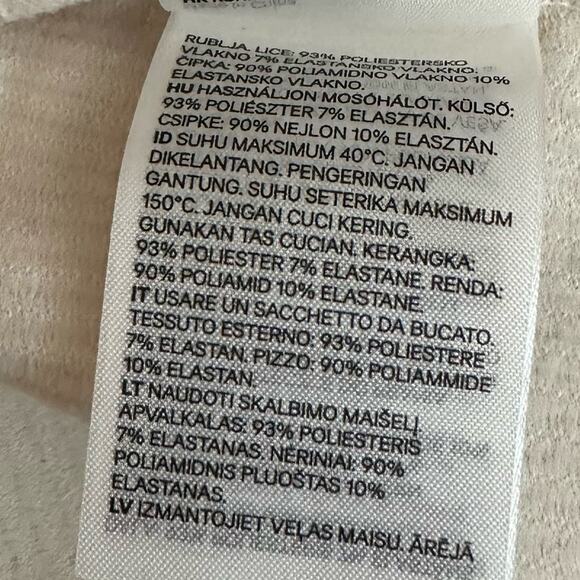 H&M Divided Cream Lace Crop top Ribbed Spaghetti Straps Shirt 90s Y2k NWT Large - Picture 8 of 15